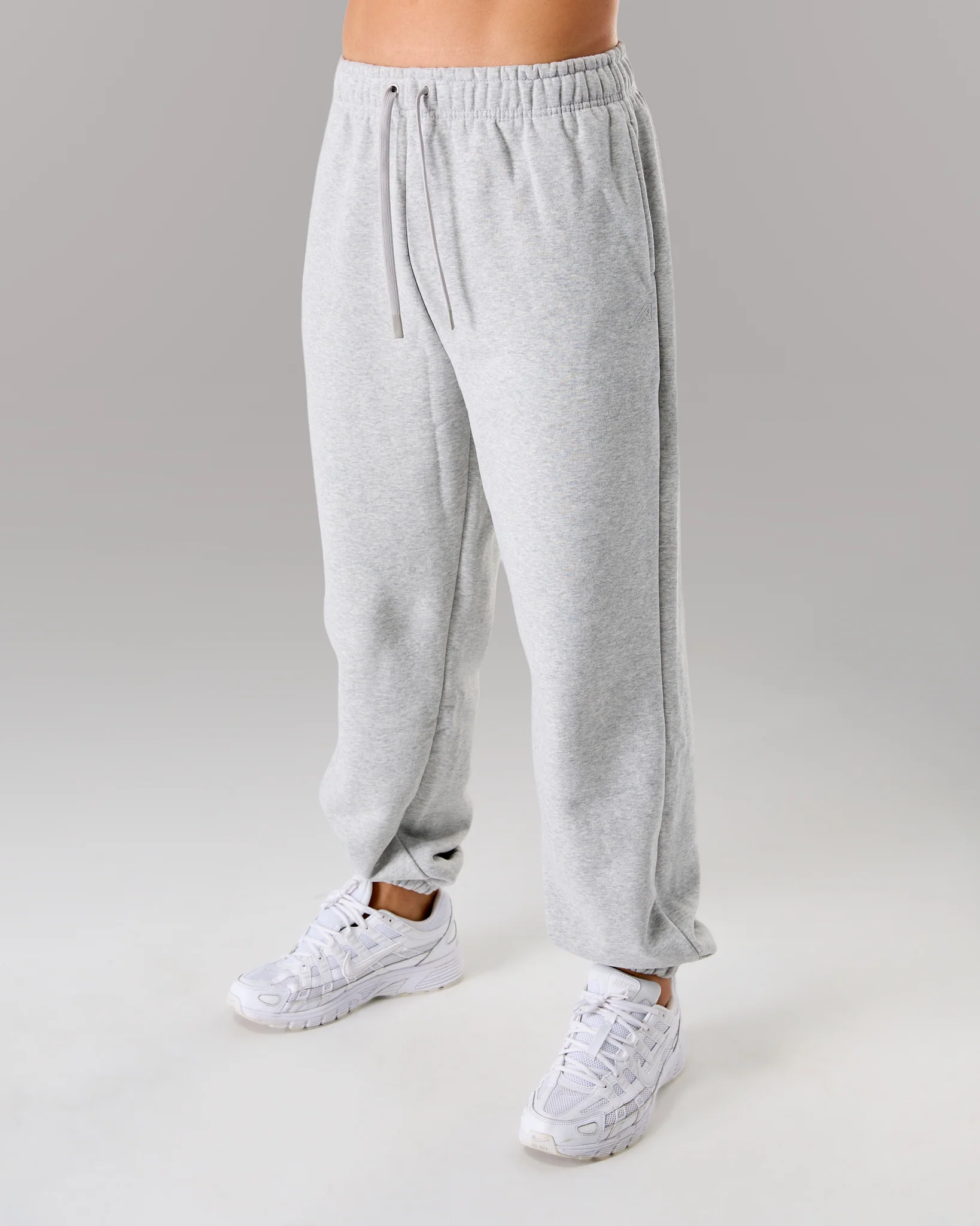 269-staple-jogger-heather-grey-1.webp Staple Jogger - Heather Grey