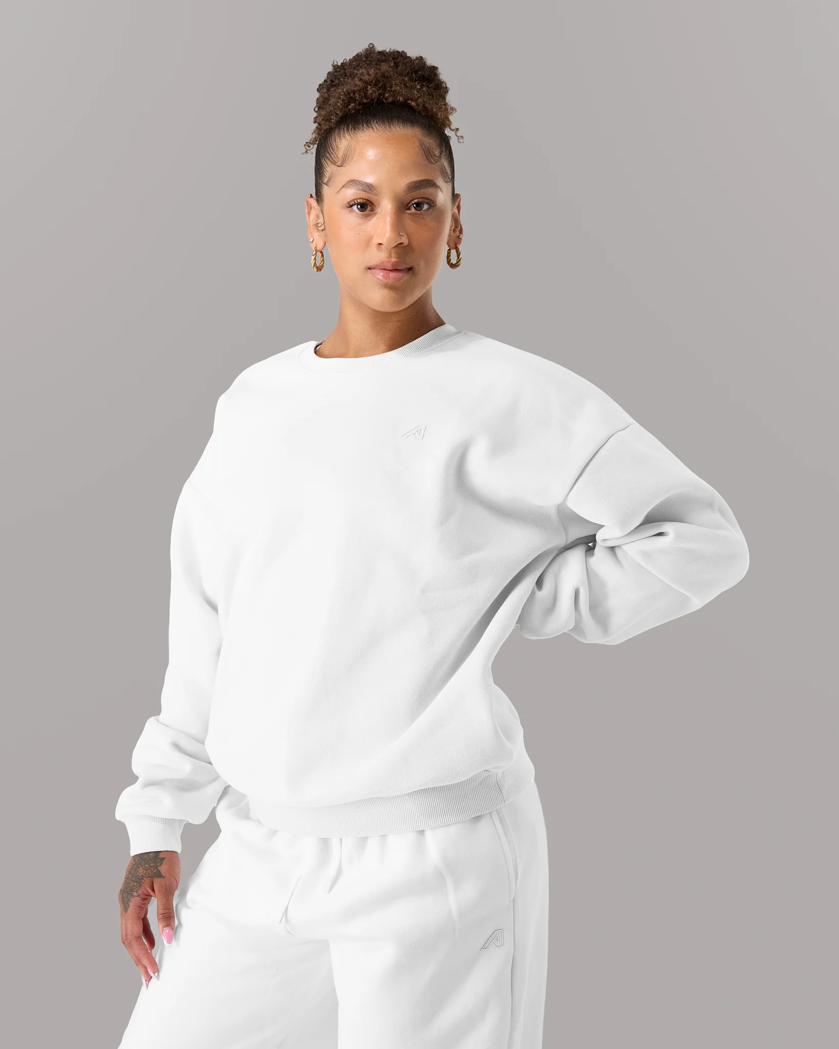 4418-staple-crewneck-white-8.webp Staple Crewneck - White
