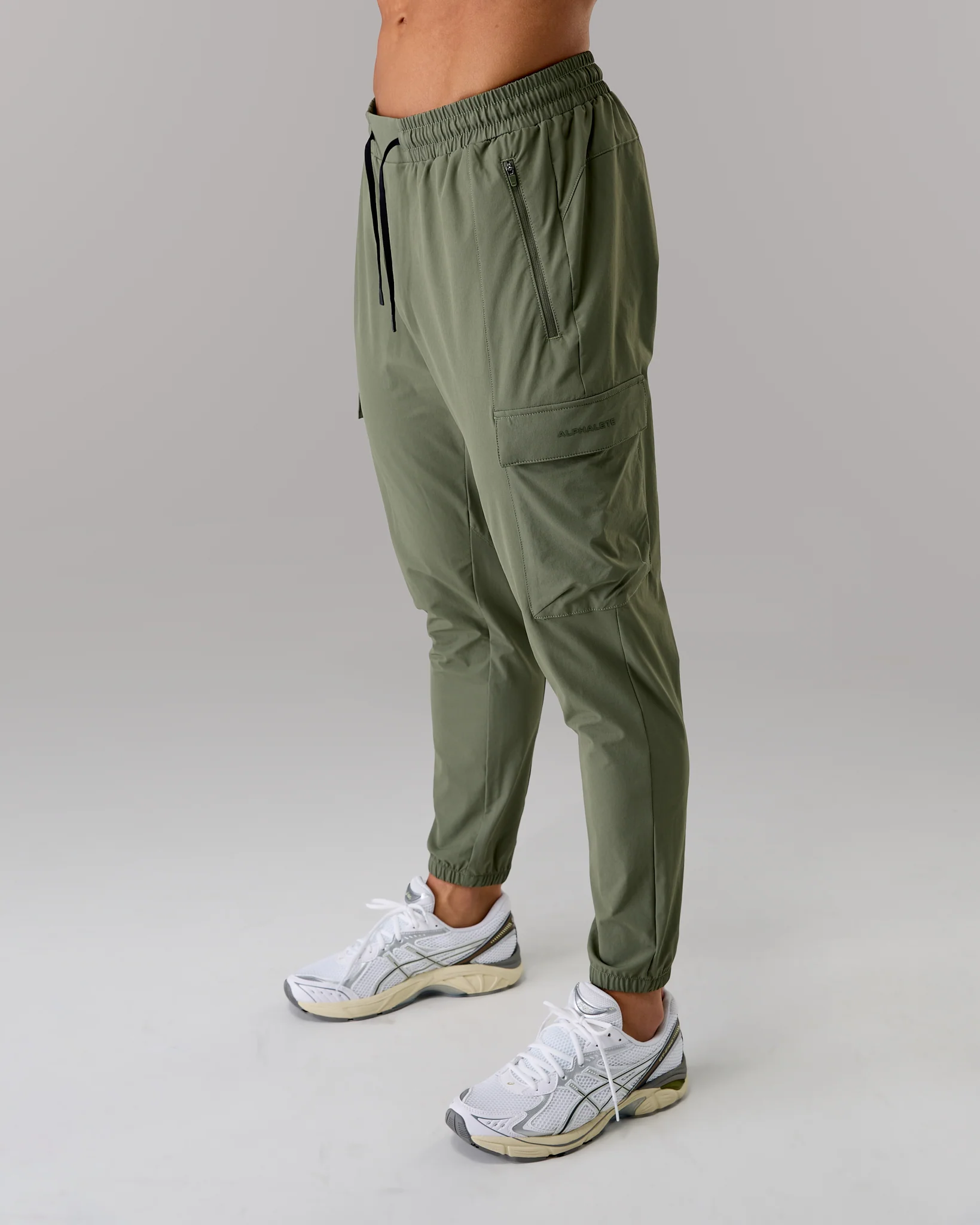 962-tech-cargo-pant-pine-1.webp Tech Cargo Pant - Pine