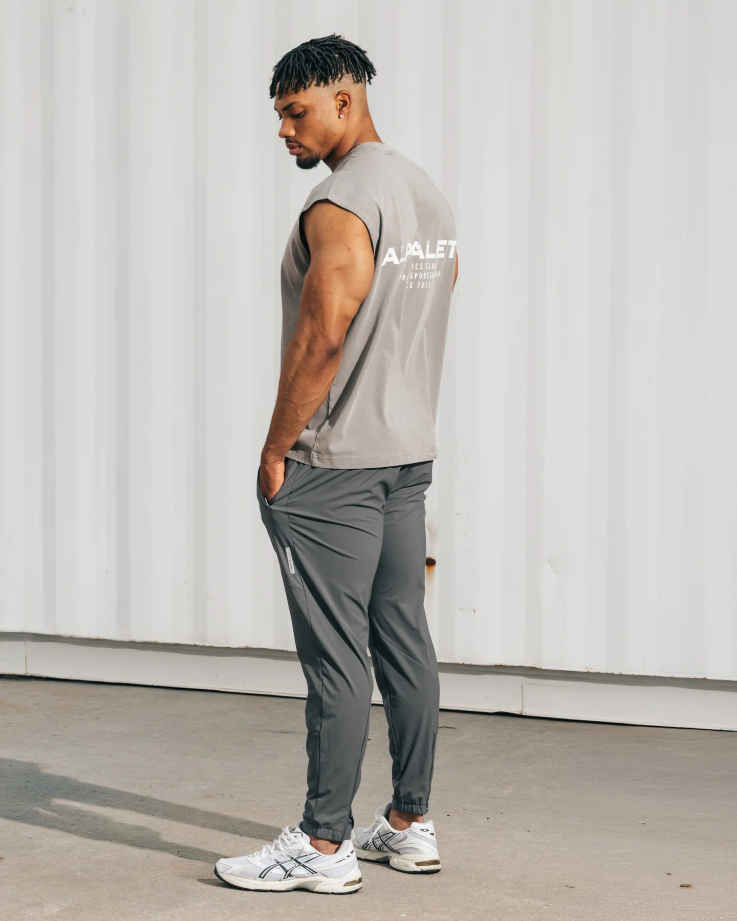 M Pants v2 4x5 998d23d4 f4de 4688 9b22 e77f5ccd7a6e
